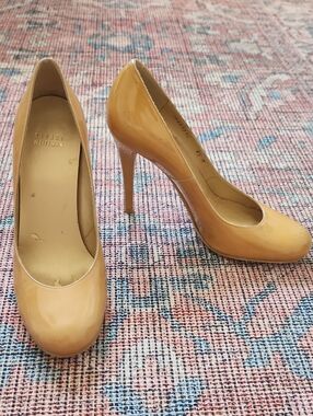 Stuart Weitzman Nude Beige Pumps 8.5